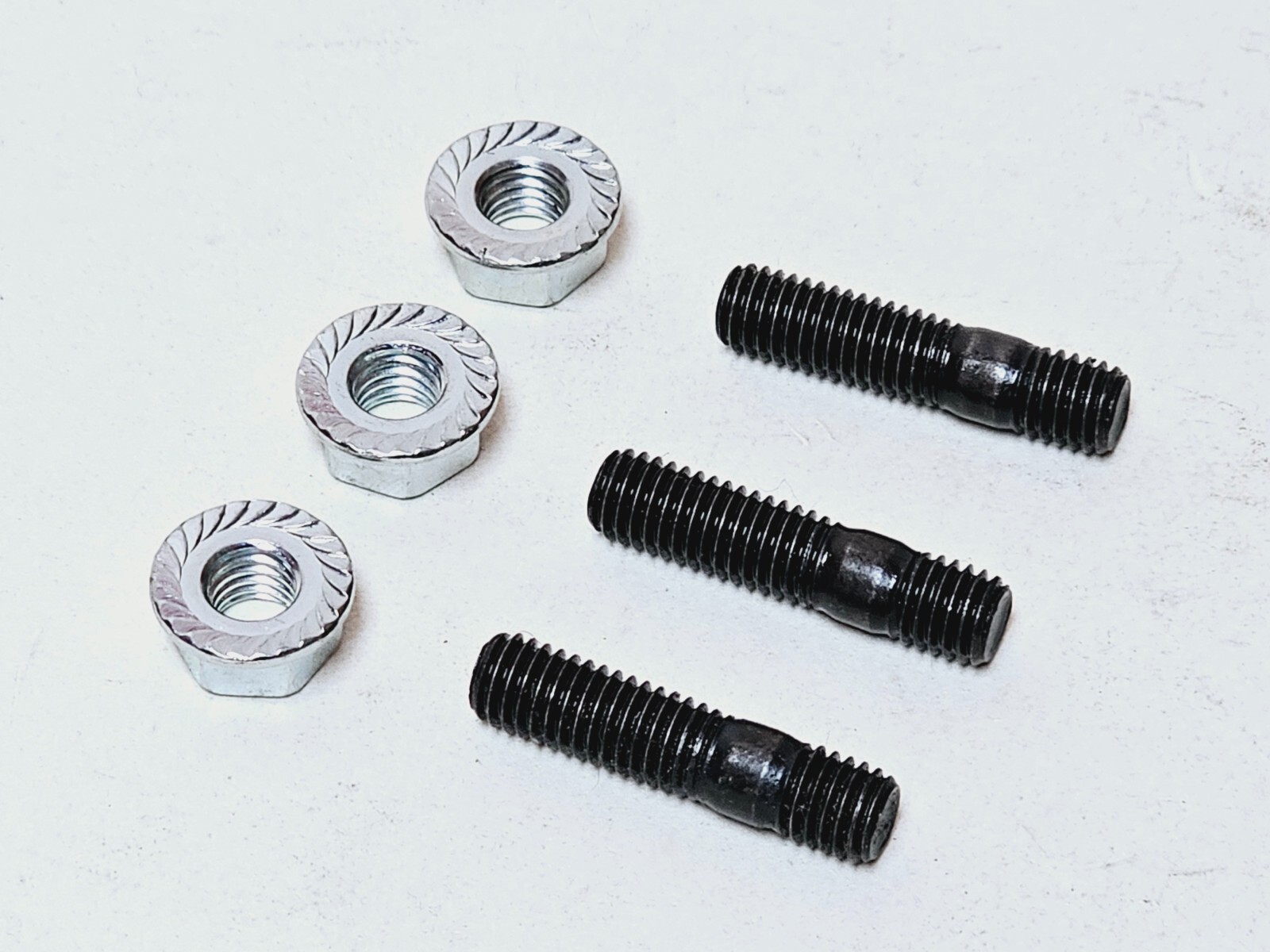 M10 x 1.50 Threaded Turbocharger Stud Kit Flange Serrated Nut (Set of 3) K03 K04